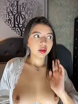 Snapshot of LolliePopsXXX chatting on 11, 4, 2026 LolliePopsXXX online show from 11, 4, 2026