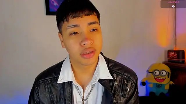 Snapshot of Lee_Colee chatting on 27, 3, 2026 Lee Colee online show from 27, 3, 2026