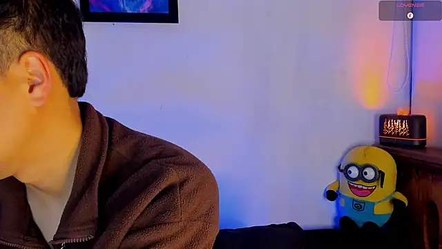 Snapshot of Lee_Colee chatting on 2, 4, 2026 Lee Colee online show from 2, 4, 2026