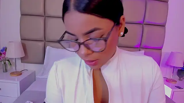 Snapshot of lilly_williamss chatting on 21, 3, 2026 lilly williamss online show from 21, 3, 2026