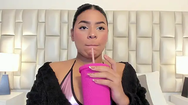 Snapshot of lilly_williamss chatting on 13, 4, 2026 lilly williamss online show from 13, 4, 2026