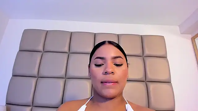 Snapshot of lilly_williamss chatting on 18, 4, 2026 lilly williamss online show from 18, 4, 2026