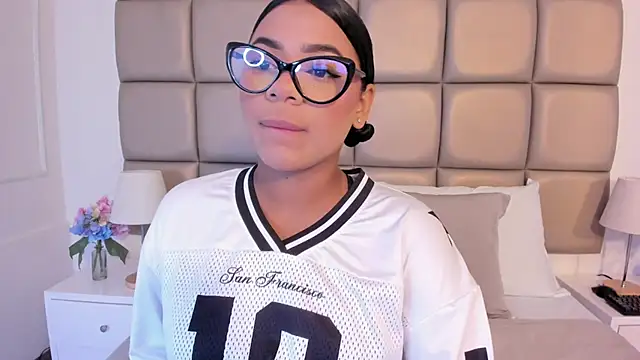 Snapshot of lilly_williamss chatting on 25, 4, 2026 lilly williamss online show from 25, 4, 2026