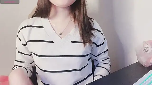 Snapshot of hunhun122 chatting on 13, 3, 2026 hunhun122 online show from 13, 3, 2026