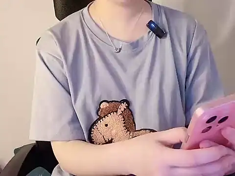 Snapshot of hunhun122 chatting on 6, 4, 2026 hunhun122 online show from 6, 4, 2026