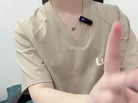 Snapshot of hunhun122 chatting on 7, 4, 2026 hunhun122 online show from 7, 4, 2026