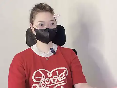 Snapshot of hunhun122 chatting on 19, 4, 2026 hunhun122 online show from 19, 4, 2026