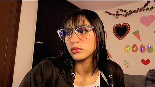 Snapshot of PaulaCutexs chatting on 29, 4, 2026 PaulaCutexs online show from 29, 4, 2026