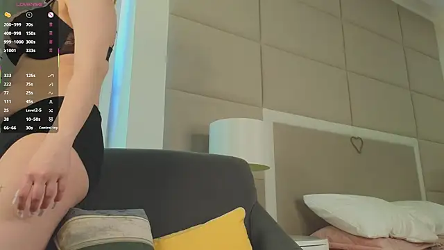 Snapshot of Boobinary chatting on 8, 4, 2026 Boobinary online show from 8, 4, 2026