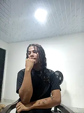 Snapshot of Dirty_Salome2 chatting on 25, 4, 2026 Dirty Salome2 online show from 25, 4, 2026