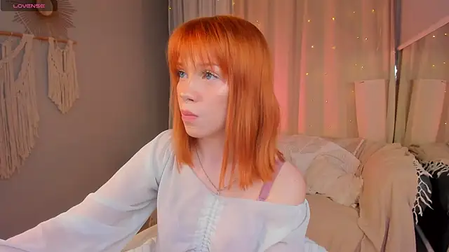 Snapshot of lisa_sunny_ chatting on 15, 4, 2026 lisa sunny online show from 15, 4, 2026