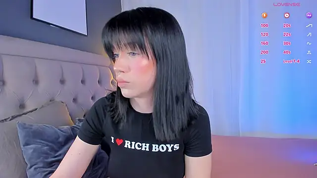 Snapshot of lisa_sunny_ chatting on 11, 5, 2026 lisa sunny online show from 11, 5, 2026