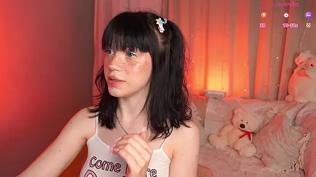 Snapshot of lisa_sunny_ chatting on 5, 7, 2026 lisa sunny online show from 5, 7, 2026