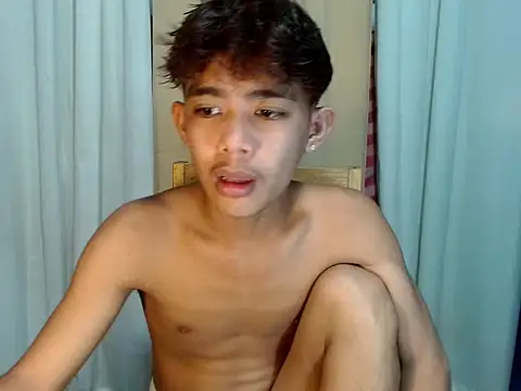 Snapshot of boynextdoorjosh chatting on 14, 4, 2026 boynextdoorjosh online show from 14, 4, 2026