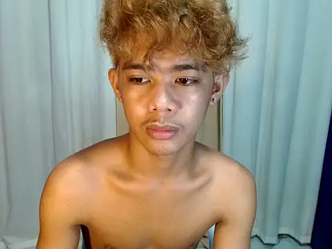 Snapshot of boynextdoorjosh chatting on 10, 5, 2026 boynextdoorjosh online show from 10, 5, 2026