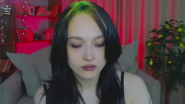 Snapshot of DarcyBlackwood chatting on 18, 4, 2026 DarcyBlackwood online show from 18, 4, 2026