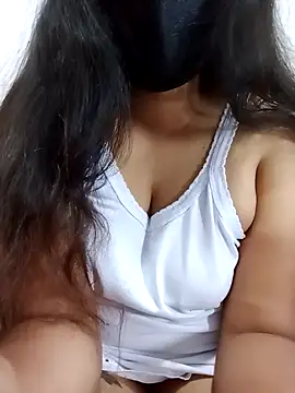 Snapshot of SLNISHU chatting on 31, 3, 2026 SLNISHU online show from 31, 3, 2026
