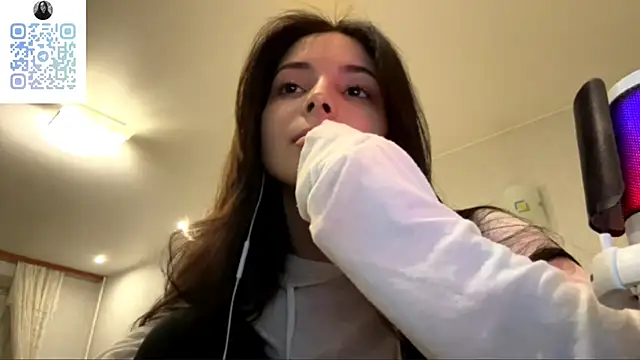 Snapshot of Mikytiki chatting on 15, 3, 2026 Mikytiki online show from 15, 3, 2026