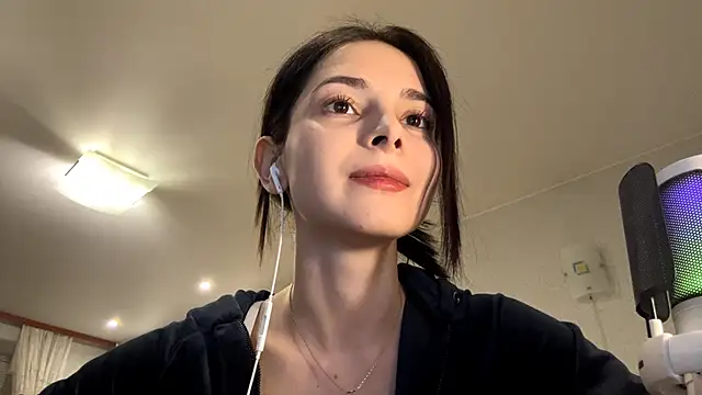 Snapshot of Mikytiki chatting on 17, 3, 2026 Mikytiki online show from 17, 3, 2026