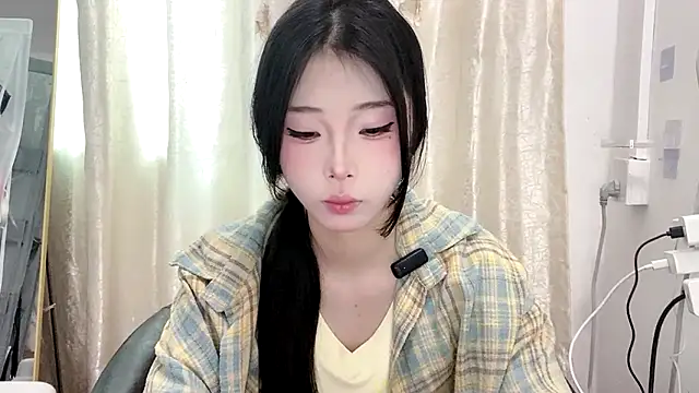 Snapshot of yiyibaby2026 chatting on 26, 3, 2026 yiyibaby2026 online show from 26, 3, 2026