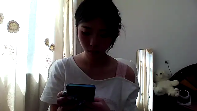 Snapshot of yiyibaby2026 chatting on 9, 4, 2026 yiyibaby2026 online show from 9, 4, 2026