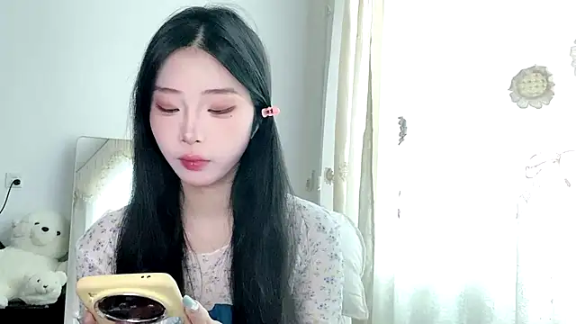 Snapshot of yiyibaby2026 chatting on 29, 4, 2026 yiyibaby2026 online show from 29, 4, 2026