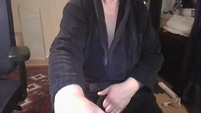 Snapshot of Buggemann chatting on 17, 4, 2026 Buggemann online show from 17, 4, 2026