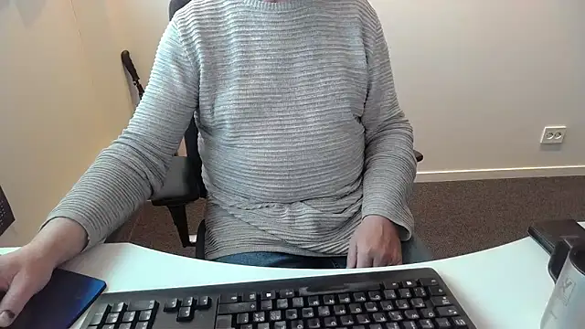 Snapshot of Buggemann chatting on 13, 5, 2026 Buggemann online show from 13, 5, 2026