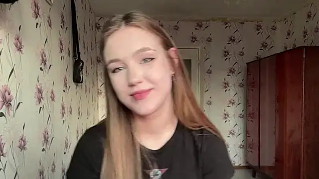 Snapshot of AnnaWasp chatting on 2, 4, 2026 AnnaWasp online show from 2, 4, 2026