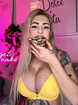 Snapshot of SelinaGalinsky6 chatting on 7, 4, 2026 SelinaGalinsky6 online show from 7, 4, 2026