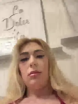 Snapshot of SelinaGalinsky6 chatting on 12, 4, 2026 SelinaGalinsky6 online show from 12, 4, 2026