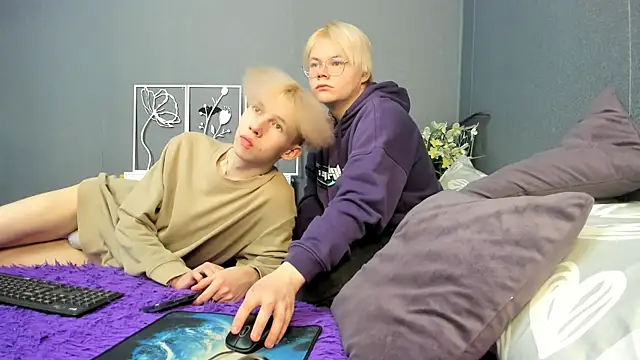 Snapshot of Mark_Brain chatting on 5, 4, 2026 Mark Brain online show from 5, 4, 2026