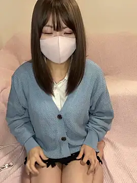 Snapshot of ichigonoiichan chatting on 21, 4, 2026 ichigonoiichan online show from 21, 4, 2026
