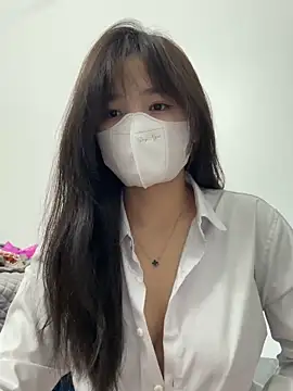 VyVy18 online show from 1, 5, 2026