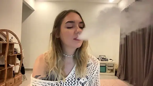Snapshot of RoxyWet chatting on 17, 3, 2026 RoxyWet online show from 17, 3, 2026
