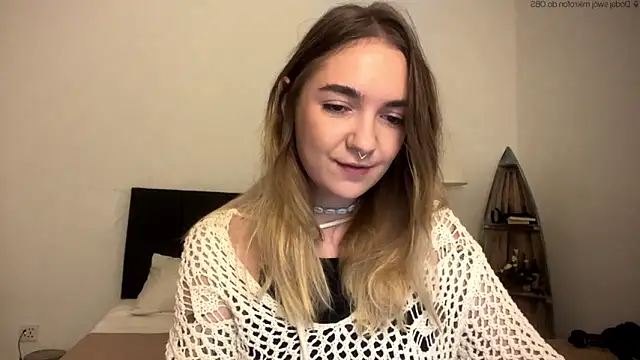 Snapshot of RoxyWet chatting on 26, 4, 2026 RoxyWet online show from 26, 4, 2026
