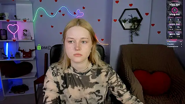 Snapshot of trixy_melison chatting on 1, 5, 2026 trixy melison online show from 1, 5, 2026
