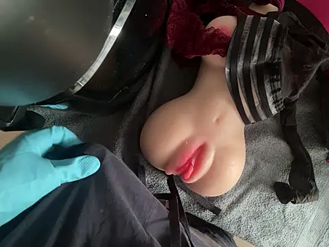 Cumvirgin6999 online show from 17, 5, 2026