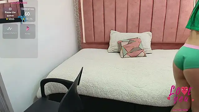 Snapshot of Abril_Fox__ chatting on 20, 3, 2026 Abril Fox online show from 20, 3, 2026