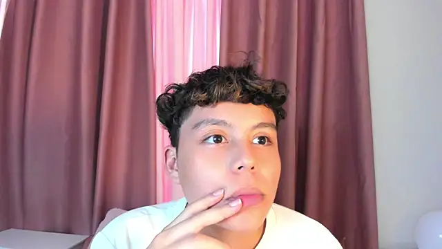 Snapshot of chico_medusa chatting on 25, 3, 2026 chico medusa online show from 25, 3, 2026