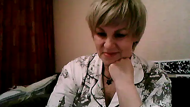 Snapshot of TatkaYang chatting on 7, 4, 2026 TatkaYang online show from 7, 4, 2026
