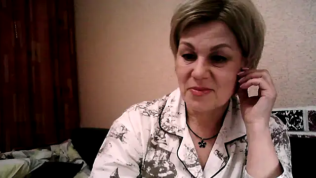 Snapshot of TatkaYang chatting on 15, 4, 2026 TatkaYang online show from 15, 4, 2026