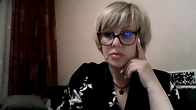 Snapshot of TatkaYang chatting on 30, 5, 2026 TatkaYang online show from 30, 5, 2026