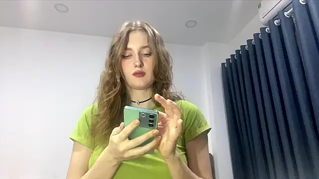 Snapshot of JanesSpace chatting on 11, 4, 2026 JanesSpace online show from 11, 4, 2026