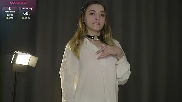 Snapshot of Miss-Angel_ chatting on 23, 5, 2026 Miss-Angel online show from 23, 5, 2026