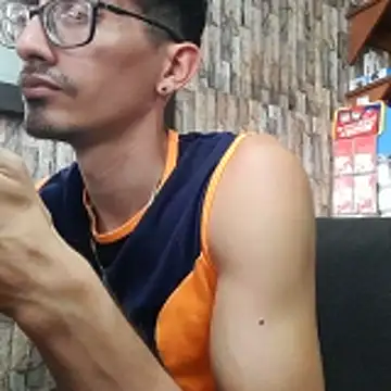 Snapshot of jhosuamoore chatting on 1, 4, 2026 jhosuamoore online show from 1, 4, 2026