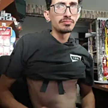 Snapshot of jhosuamoore chatting on 9, 4, 2026 jhosuamoore online show from 9, 4, 2026