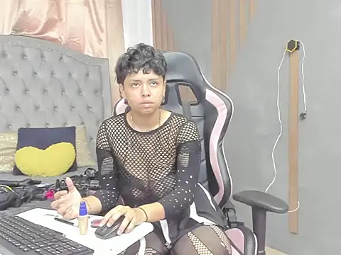 Snapshot of NikiEvanz chatting on 18, 3, 2026 NikiEvanz online show from 18, 3, 2026