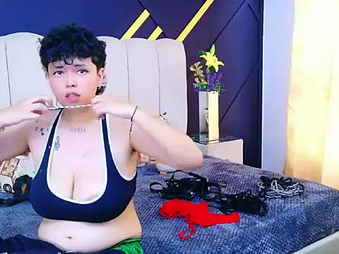 Snapshot of NikiEvanz chatting on 23, 3, 2026 NikiEvanz online show from 23, 3, 2026