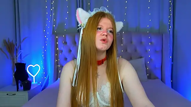 Snapshot of JessicaEmber chatting on 28, 4, 2026 JessicaEmber online show from 28, 4, 2026